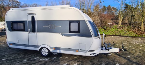 Hobby 460 UFE 2016 mover / luifel / fietsenrek