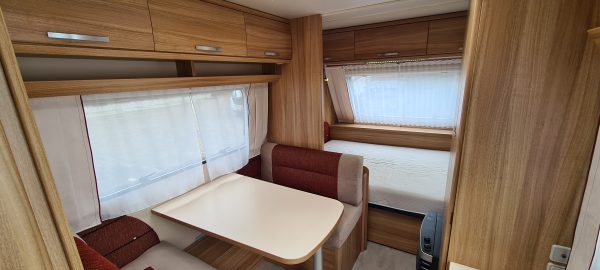 Caravelair Allegra 400 Mover / Voortent 2014 - Afbeelding 10