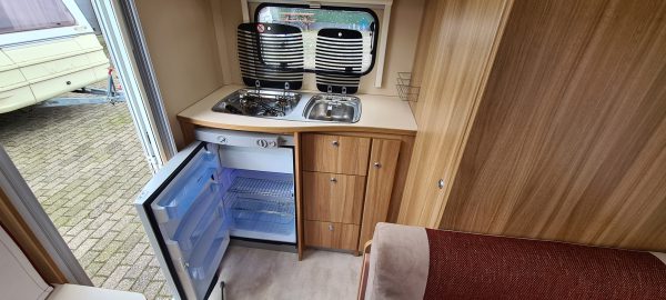 Caravelair Allegra 400 Mover / Voortent 2014 - Afbeelding 6
